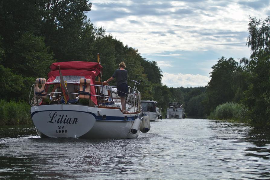 Motorboote auf der MEW