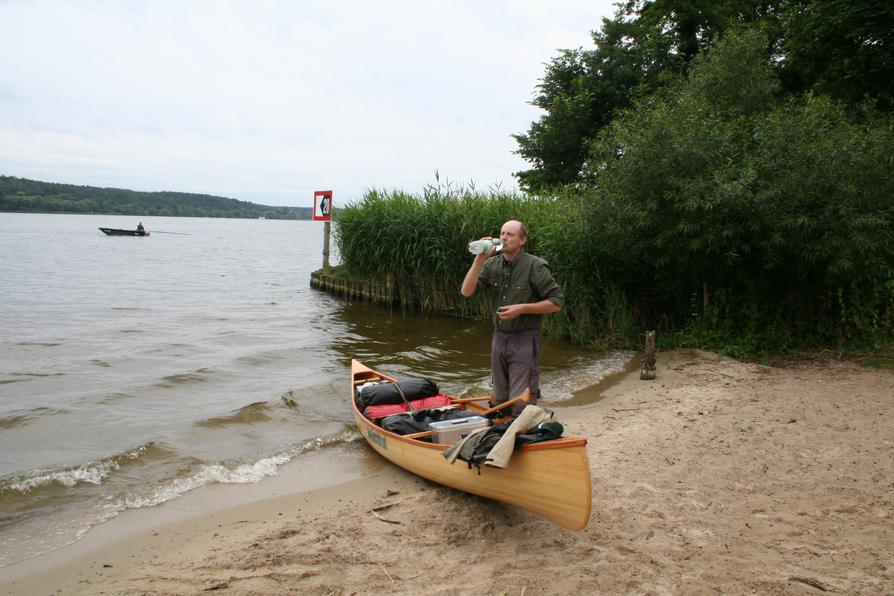 Kanutour mit dem Holzkanu: Pausenplatz bei Hohengatow