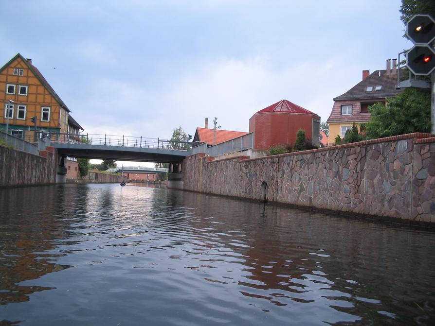 Stadtdurchfahrt Grabow mit "Granitfliesenmosaik"