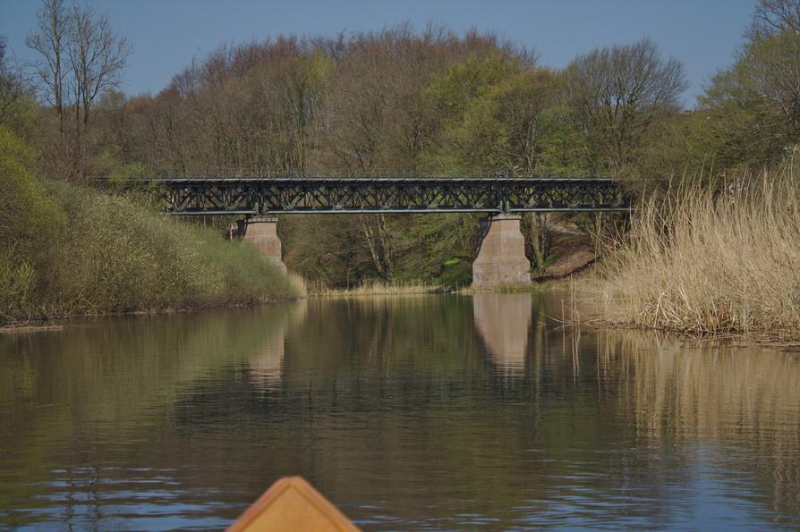 Die Eisenbahnbrücke bei Oppendorf Hein Schönberg