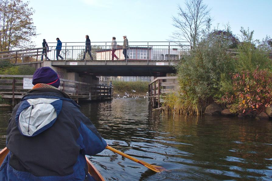 Einfahrt zum Bootshafen Plön Einfahrt zum Bootshafen Plön