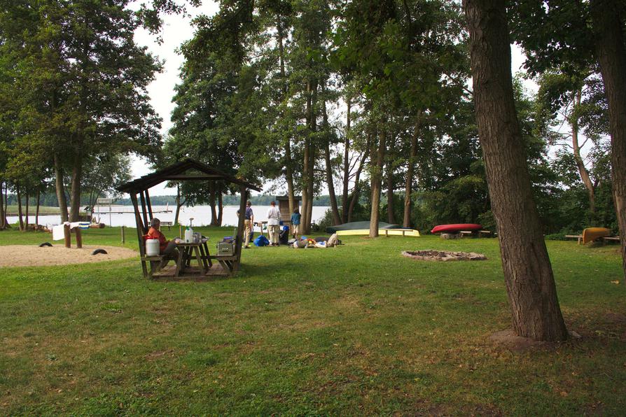 Biwakplatz am Freibad in Lychen