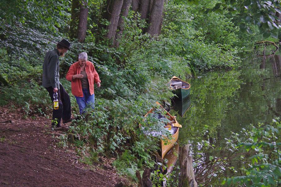 am Waldrand an der Warnow nahe Bützow