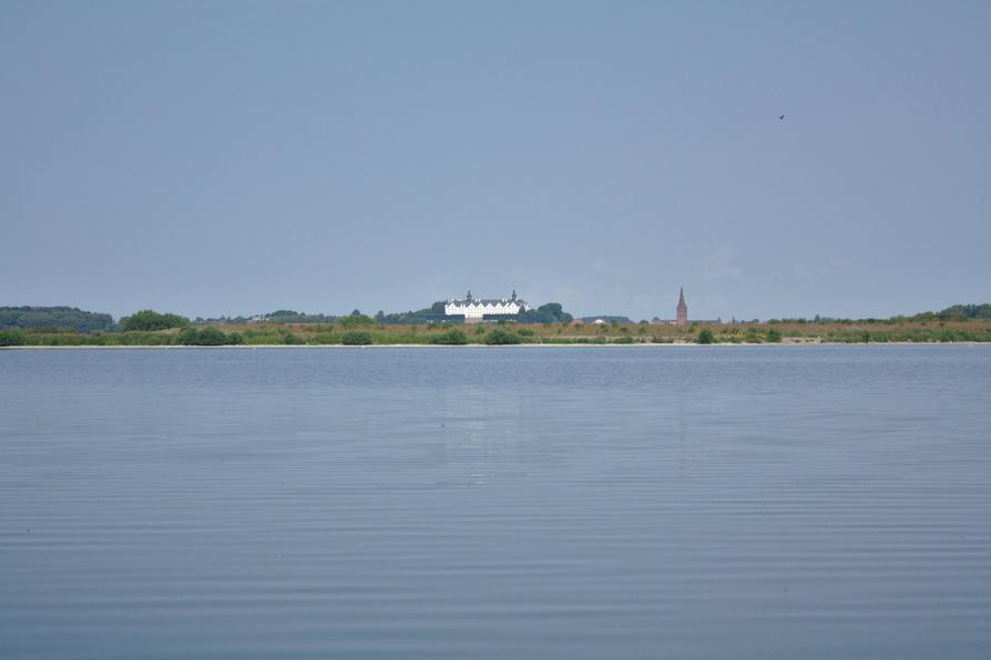 Blick auf das Schloss Plön von Ruhleben aus