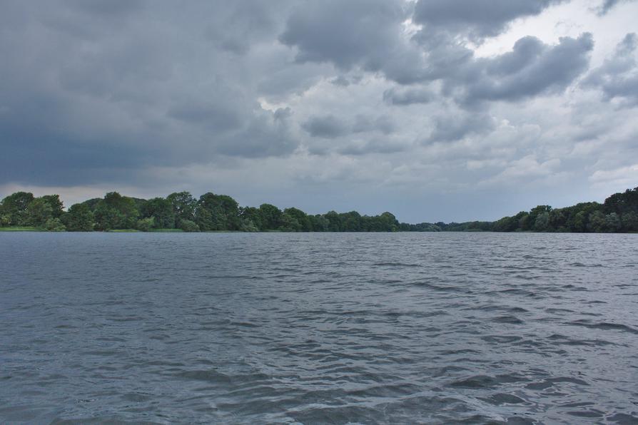 Wolkenbildung über der Schwentine Große Breite