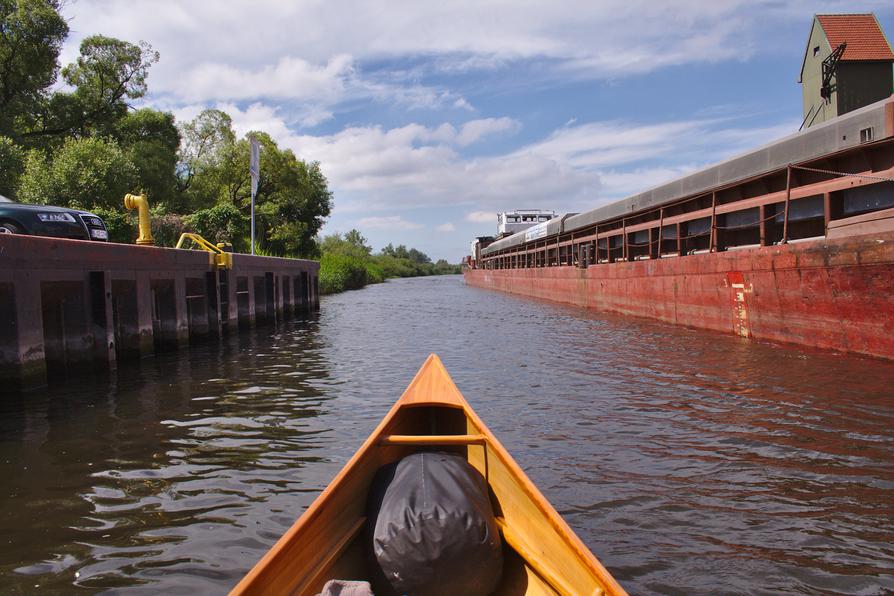 Motorschiff in Demmin