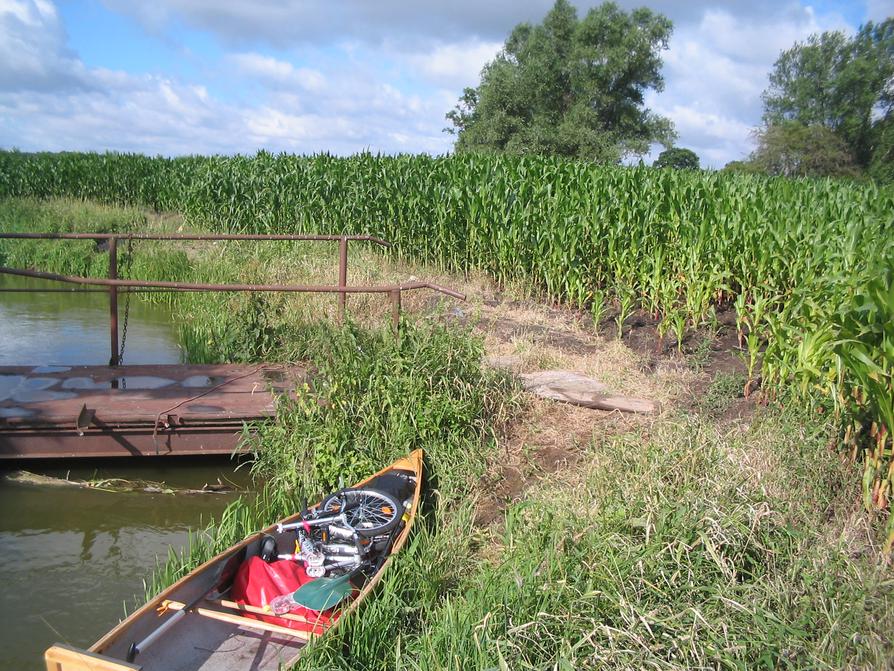 niedrige Brücke bei Goldberg an der Mildenitz