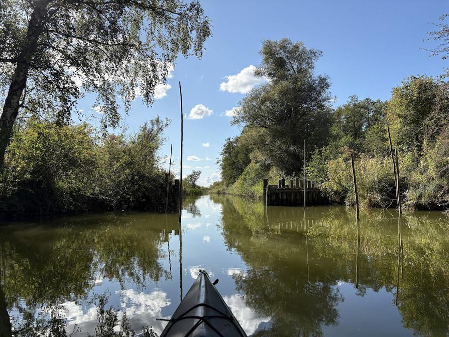 ehemalige Fischsperre vor dem Malchiner See