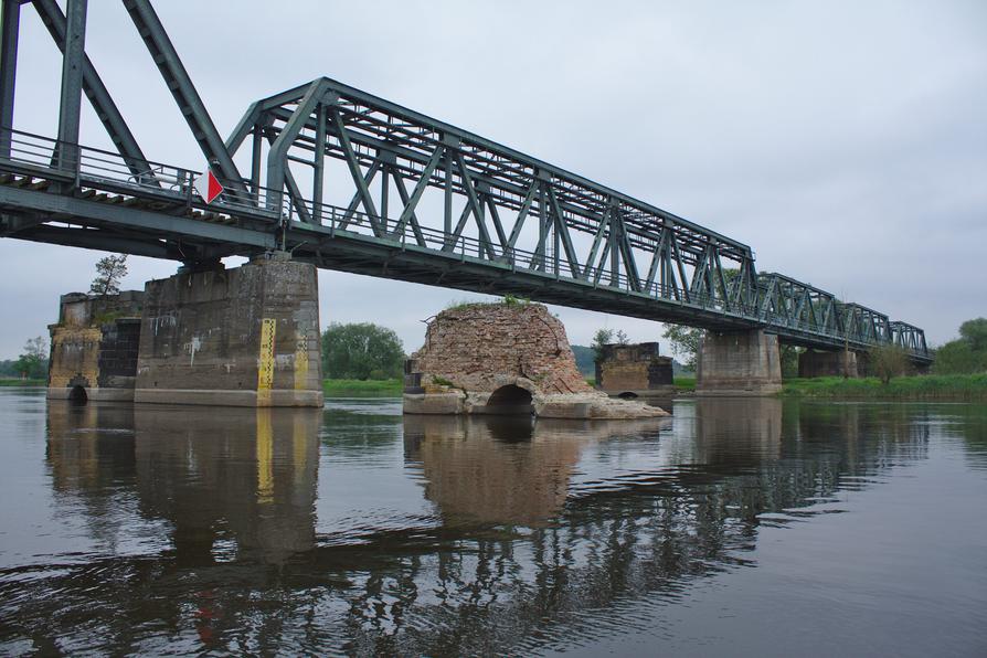 ungenutzte Brücke in Bienenwerder